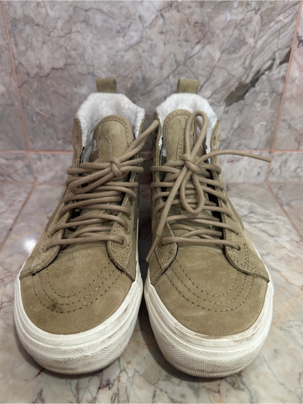 Vans Scotchgard Sk8 Hi Sneakers Skate
Shoes Faux Fur Lined